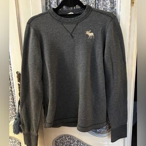 Abercrombie & Fitch Dark Gray Crewneck Sweater